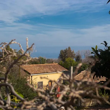 Le Casette Nel Borgo Guest house